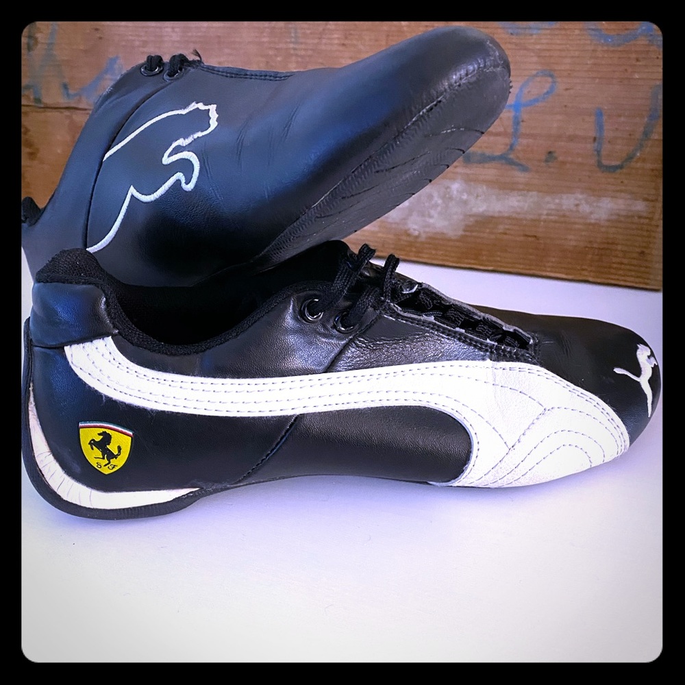 Puma Sneakers